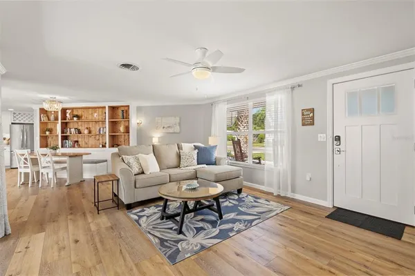 $485,000 | 3165 Regatta Circle, Sarasota, FL 34231