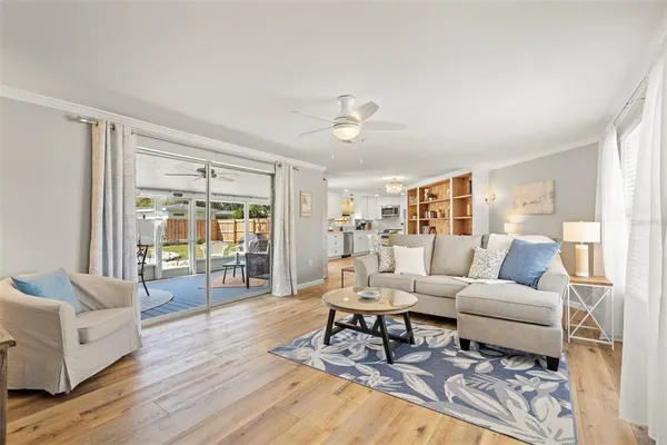 $485,000 | 3165 Regatta Circle, Sarasota, FL 34231