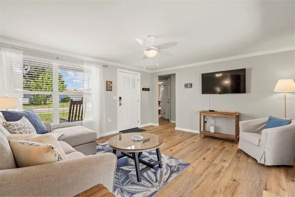 $485,000 | 3165 Regatta Circle, Sarasota, FL 34231