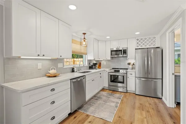 $485,000 | 3165 Regatta Circle, Sarasota, FL 34231