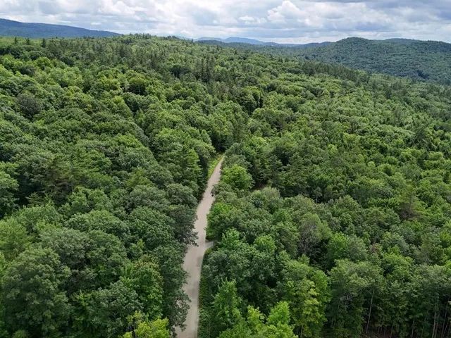 $260,000 | 68 Norris Road, Orford, NH 03777