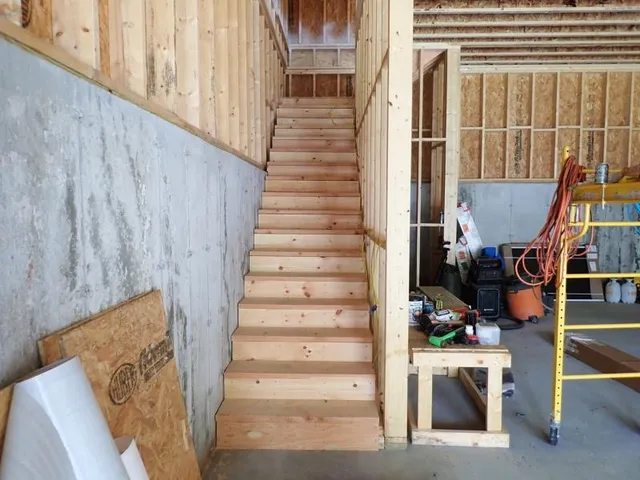 $260,000 | 68 Norris Road, Orford, NH 03777