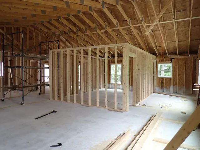 $260,000 | 68 Norris Road, Orford, NH 03777