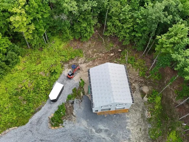 $260,000 | 68 Norris Road, Orford, NH 03777