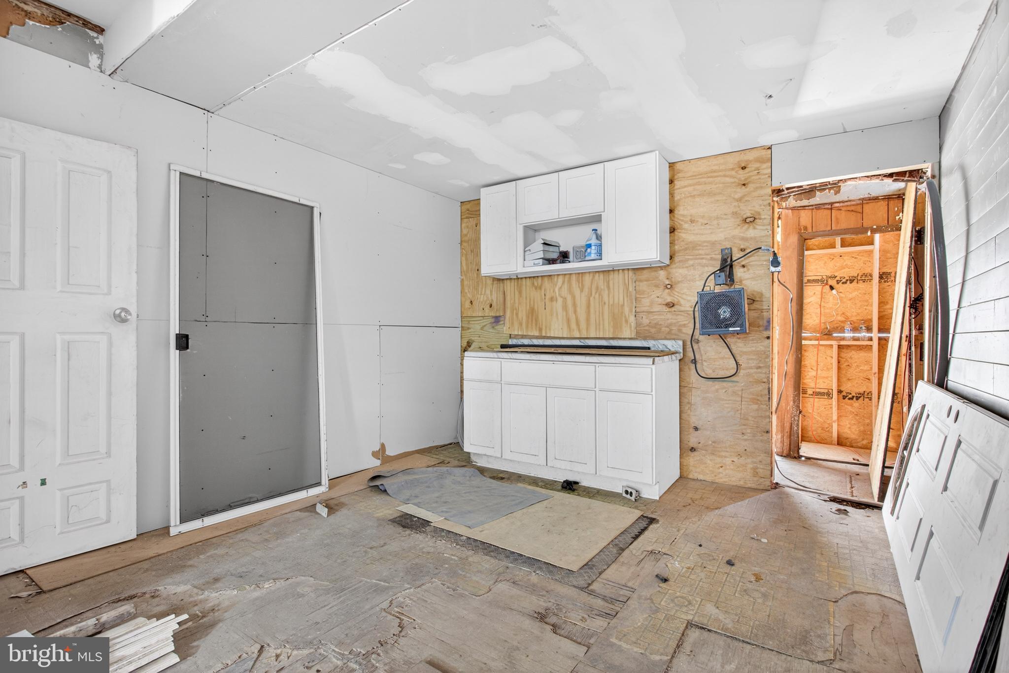 1141 Thomas Street Chester, PA 19013 - Photo 12 of 27