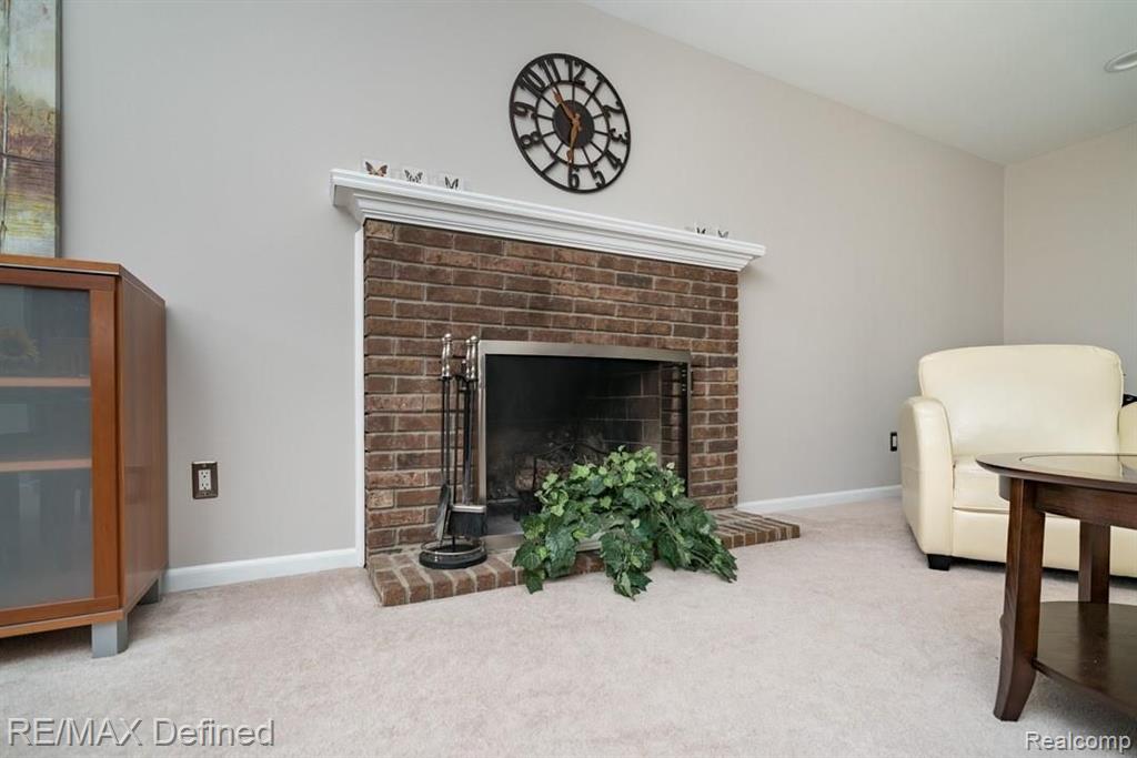 1901 North Fairview Lane Rochester Hills, MI 48306 - Photo 8 of 33