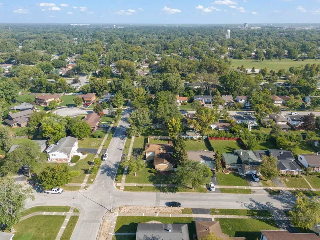 $319,000 | 18749 Loomis Avenue, Homewood, IL 60430