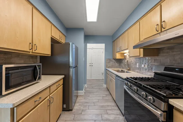 $319,000 | 18749 Loomis Avenue, Homewood, IL 60430