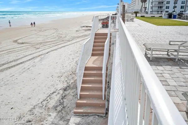 $429,000 | 2828 North Atlantic Avenue, Unit 604, Daytona Beach, FL 32118