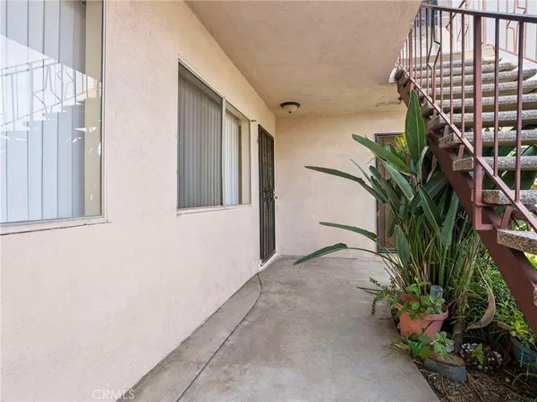 $2,255 | 9918 Ramona Street, Unit 6, Bellflower, CA 90706