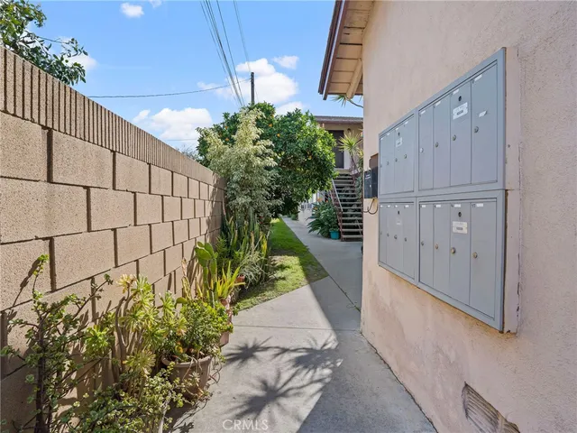 $2,250 | 9918 Ramona Street, Unit 6, Bellflower, CA 90706