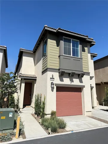 a front view of house with yard