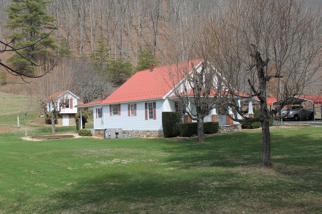 7600 Johnson Creek Road Covington, VA 24426 - Photo 15 of 43 IMG_8238