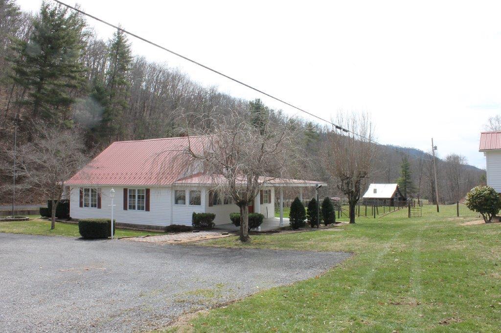 7600 Johnson Creek Road Covington, VA 24426 - Photo 32 of 43 IMG_8295