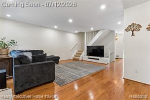 1077 Willow Grove Court Rochester Hills, MI 48307 - Photo 4 of 34