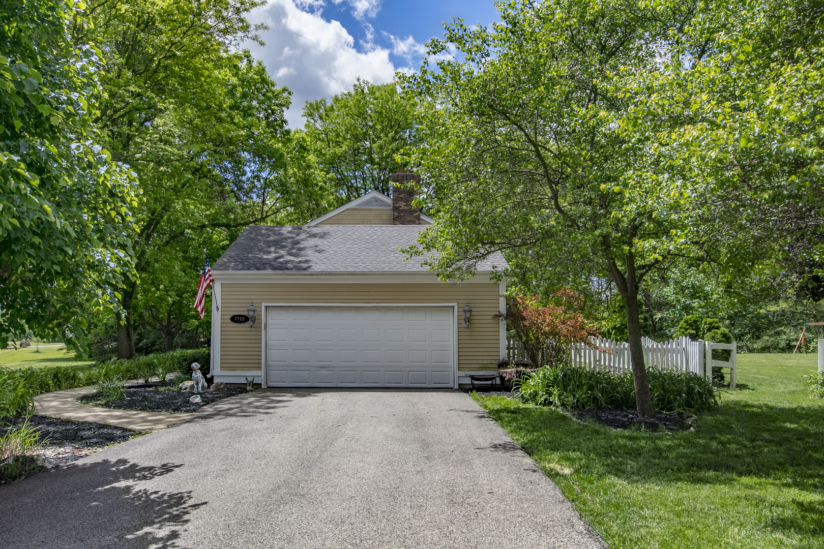 7715 Old Post Road Crystal Lake, IL 60014 - Photo 10 of 34