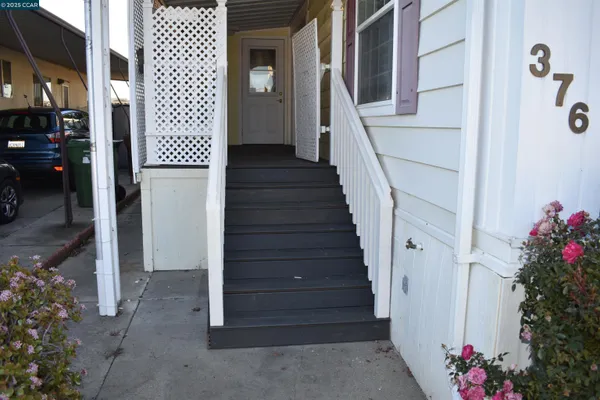 a view of a entryway of a house