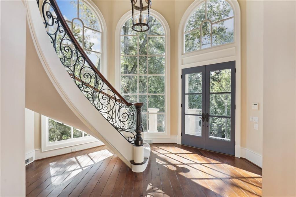 1965 West Wesley Road Northwest Atlanta, GA 30327 - Photo 8 of 34