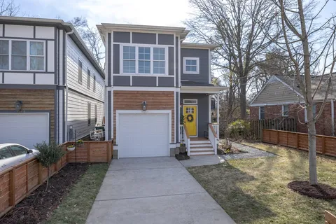 $575,000 | 1020 A Joyce Lane, Nashville, TN 37216
