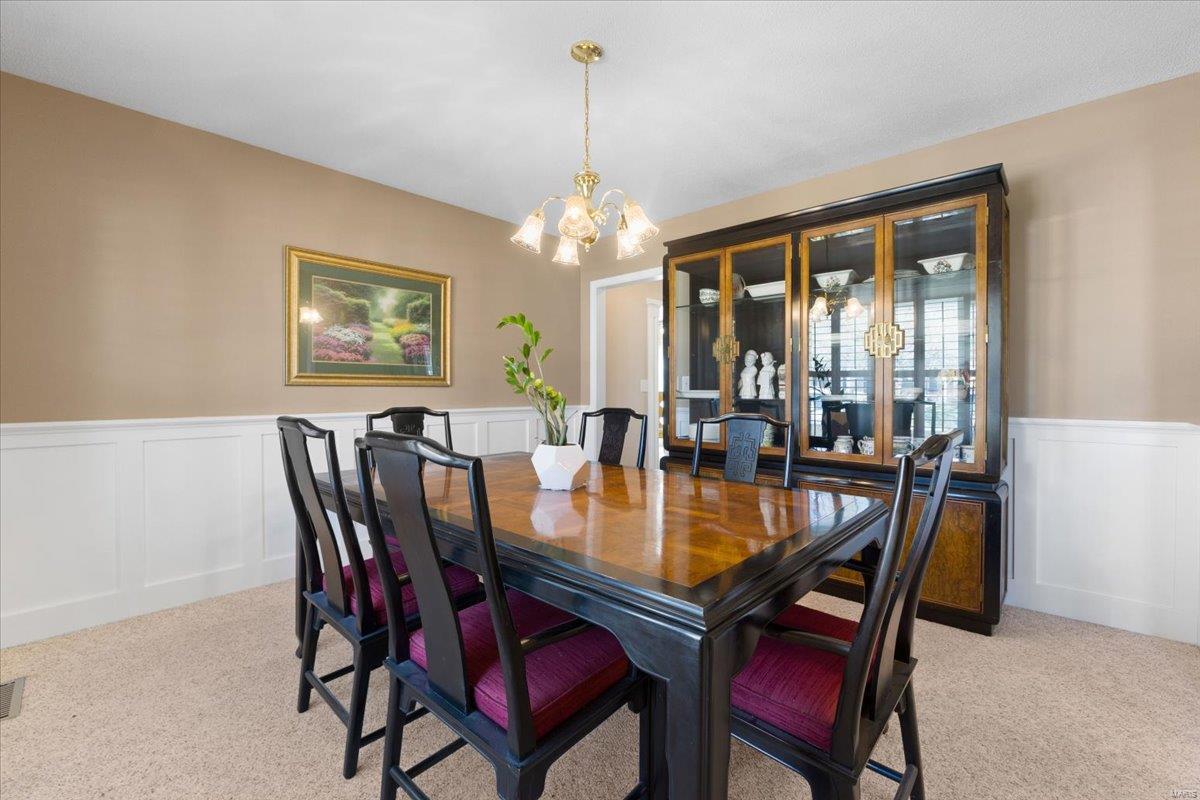 12936 Mayerling Drive St. Louis, MO 63146 - Photo 9 of 48