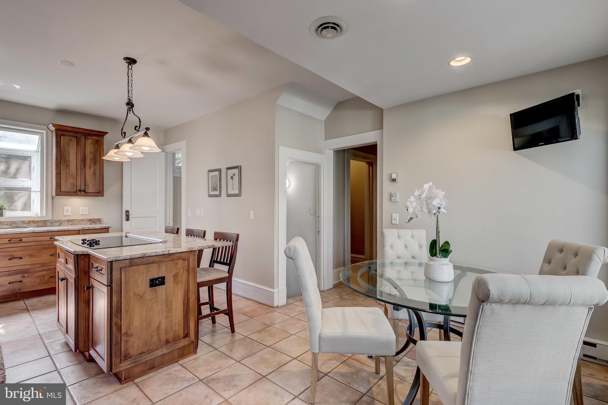 112 Longwood Road Baltimore, MD 21210 - Photo 20 of 72