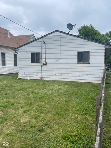 $1,095 | 1950 Carrollton Avenue, Indianapolis, IN 46202