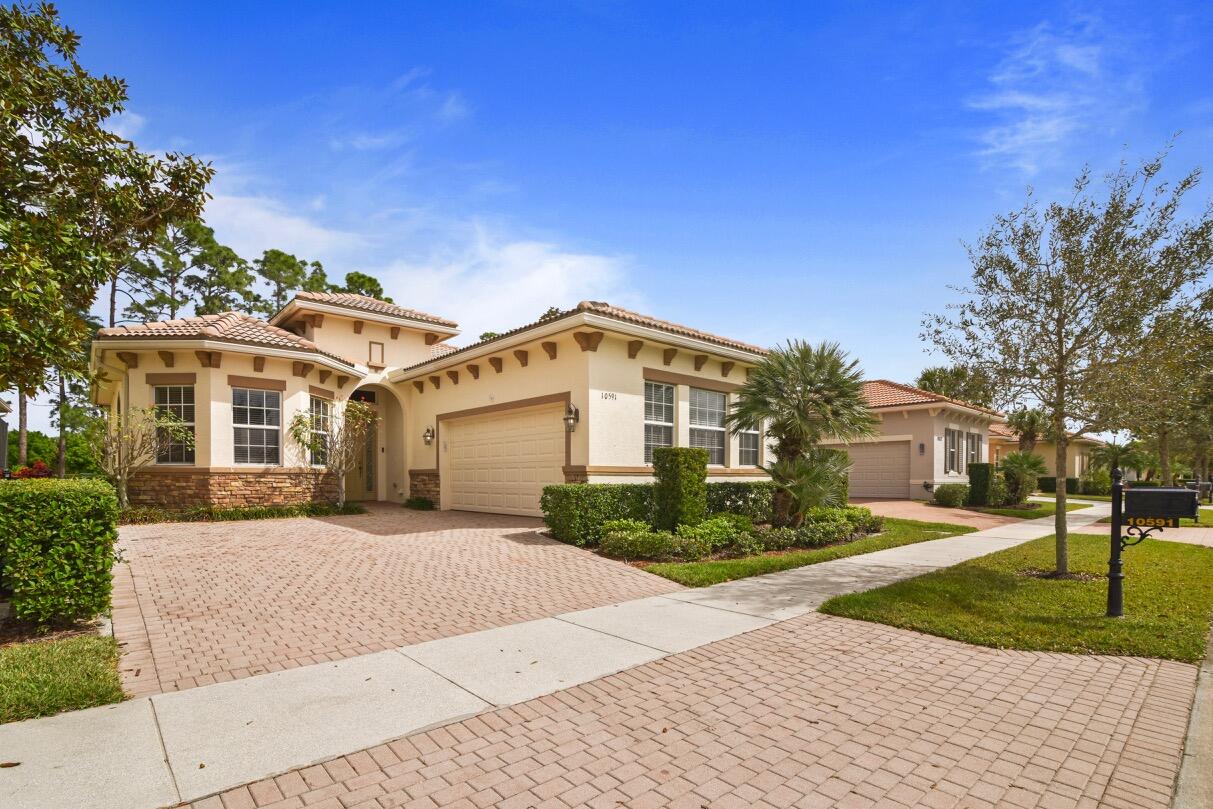 10591 Southwest Visconti Way  