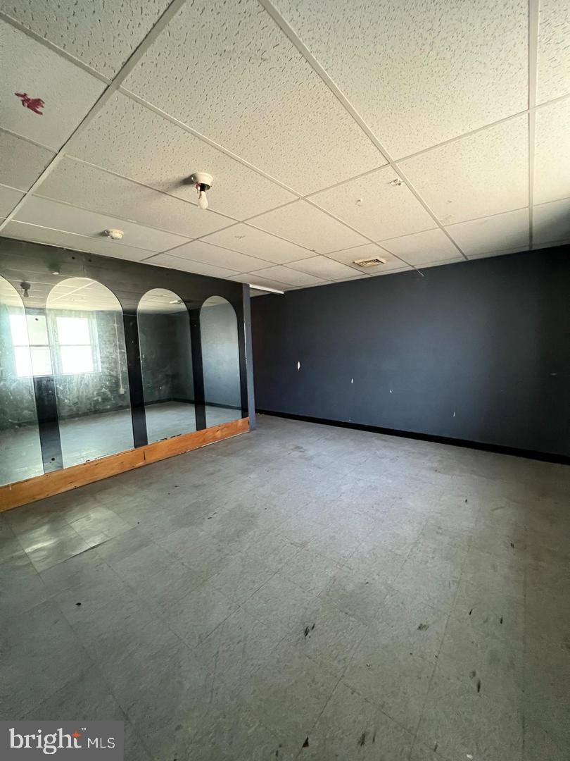 3038 West 2nd Street Chester, PA 19013 - Photo 3 of 14