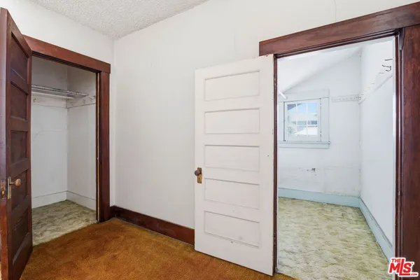 $995,000 | 127 South Westlake Avenue, Los Angeles, CA 90057