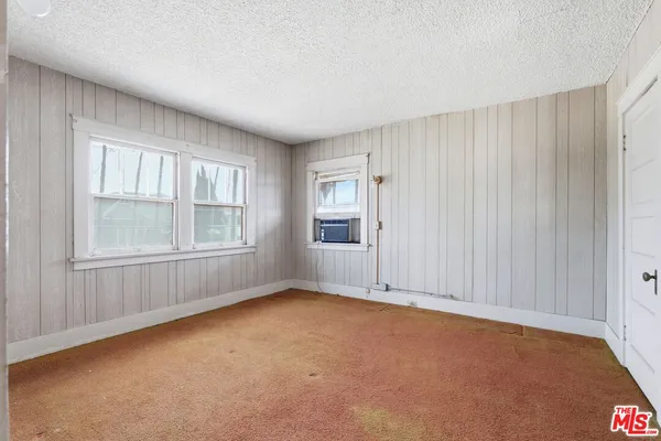 $995,000 | 127 South Westlake Avenue, Los Angeles, CA 90057