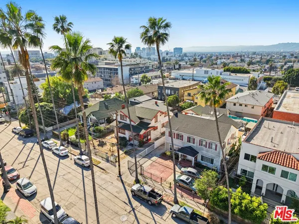 $995,000 | 127 South Westlake Avenue, Los Angeles, CA 90057