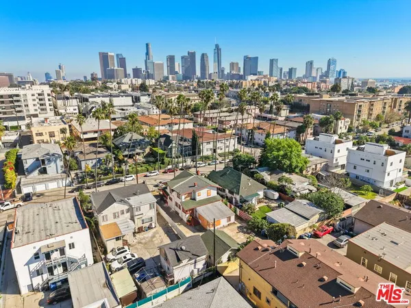 $995,000 | 127 South Westlake Avenue, Los Angeles, CA 90057