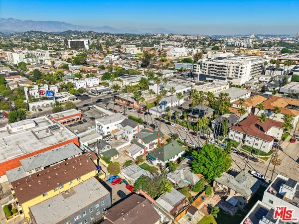 $995,000 | 127 South Westlake Avenue, Los Angeles, CA 90057
