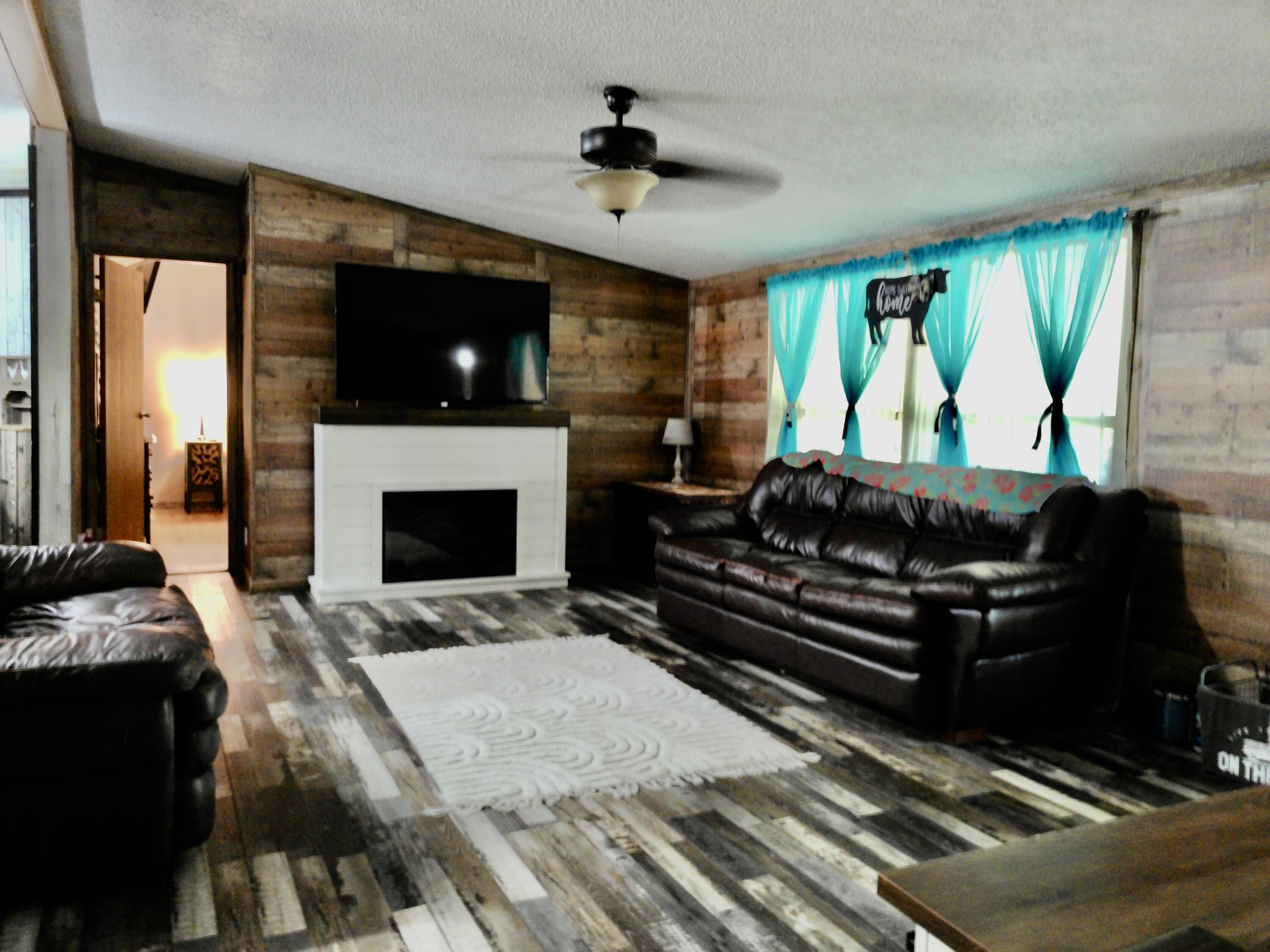 162 Spring Hill Road Anderson, MO 64831 - Photo 9 of 36 DSCF0100