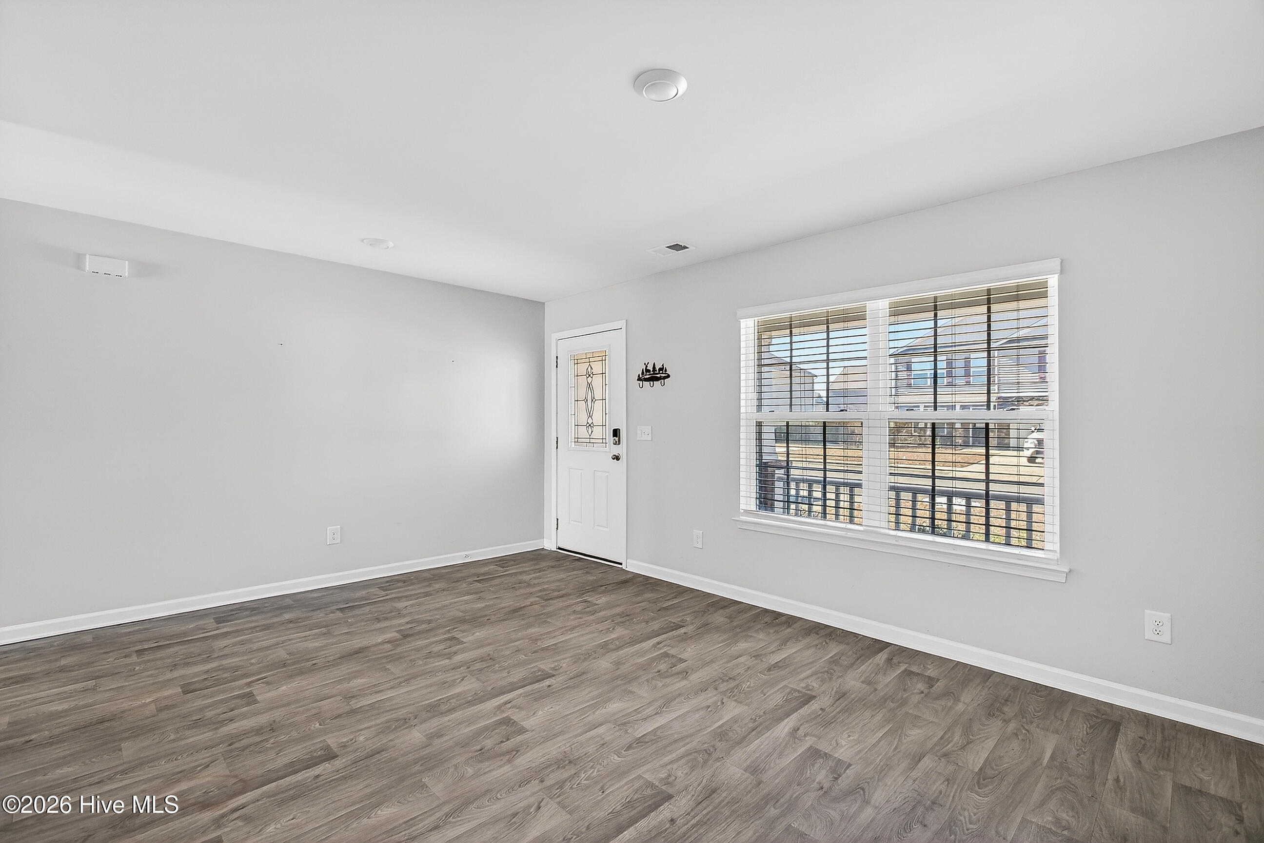 524 Dakota Road New Bern, NC 28560 - Photo 4 of 32 05