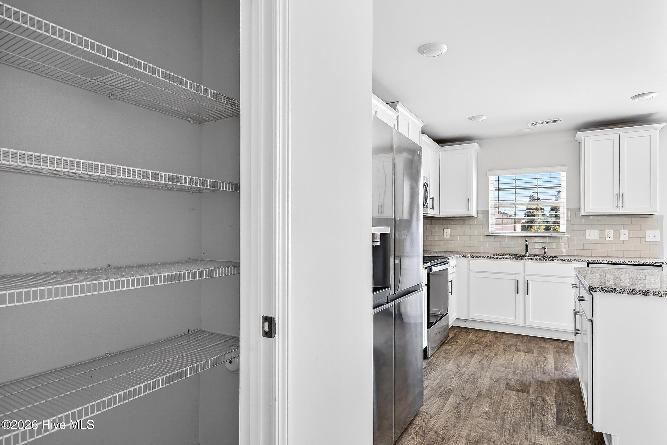 524 Dakota Road New Bern, NC 28560 - Photo 9 of 32 10