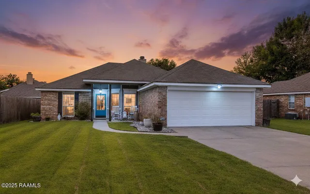 $230,000 | 102 Riesling Circle, Broussard, LA 70518