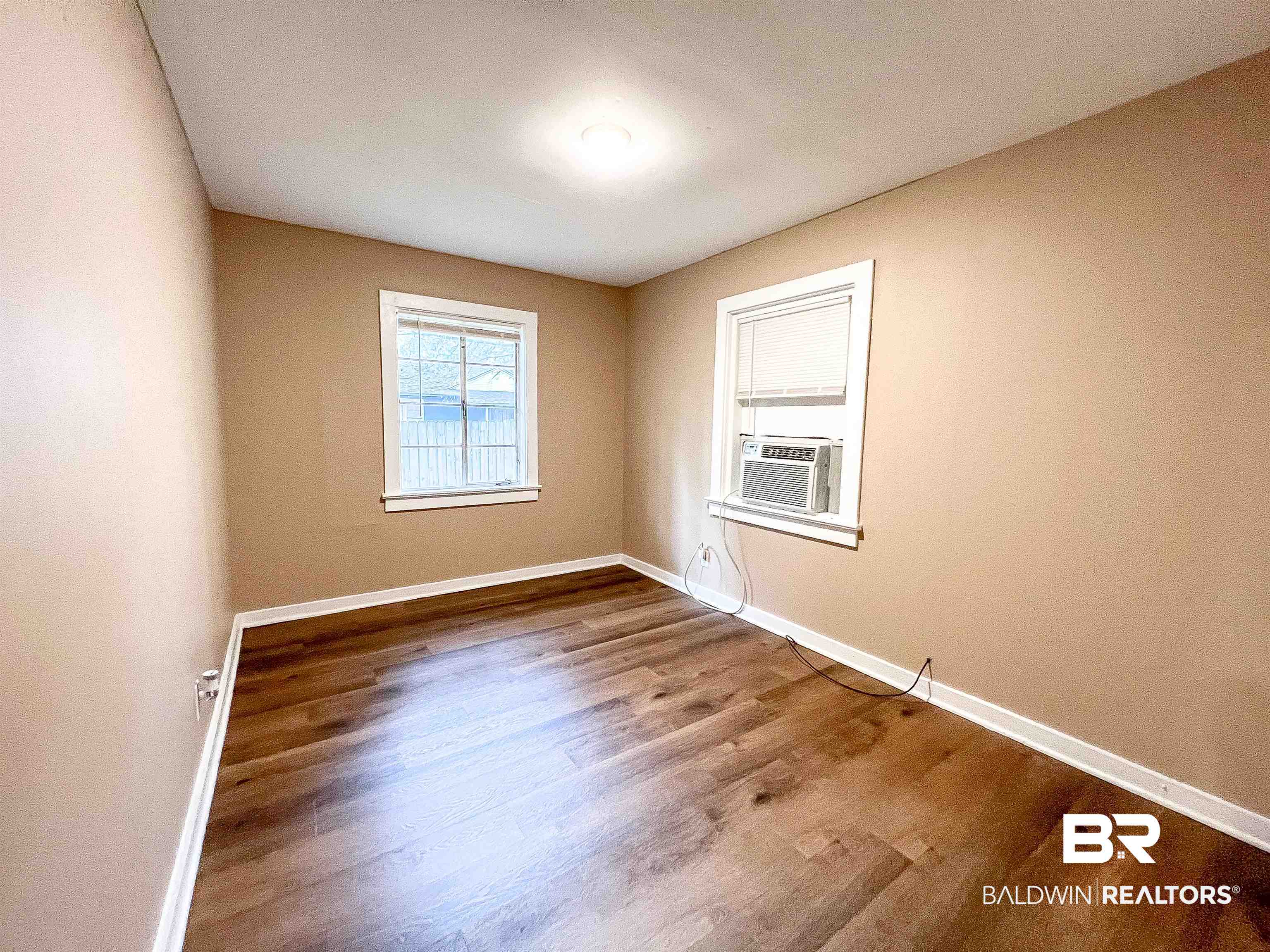 648 Elba Avenue Mobile, AL 36612 - Photo 34 of 36