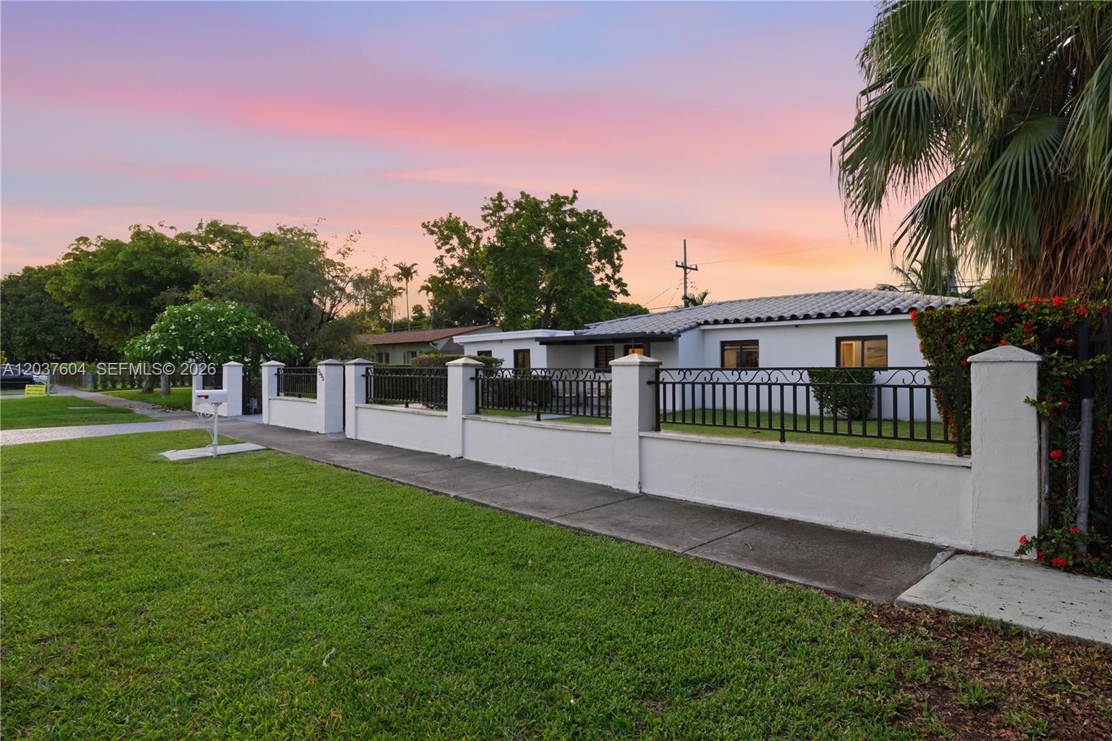 7395 Southwest 39th Street Miami, FL 33155 - Photo 47 of 48