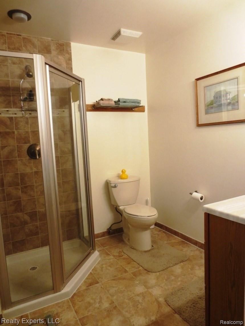 12661 Stanley Road Belleville, MI 48111 - Photo 20 of 33 IMG_2436.jpg