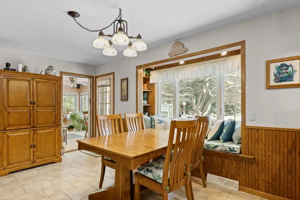 $519,900 | E10471 Pine Circle, Prairie du Sac, WI 53578