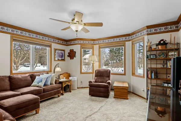 $519,900 | E10471 Pine Circle, Prairie du Sac, WI 53578