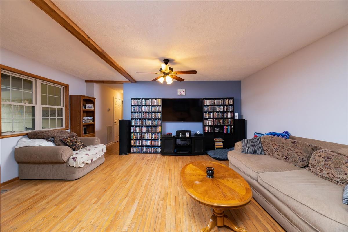 7209 Wood Road Corryton, TN 37721 - Photo 3 of 15 04-7209-Wood-Rd-Corryton-TN-4