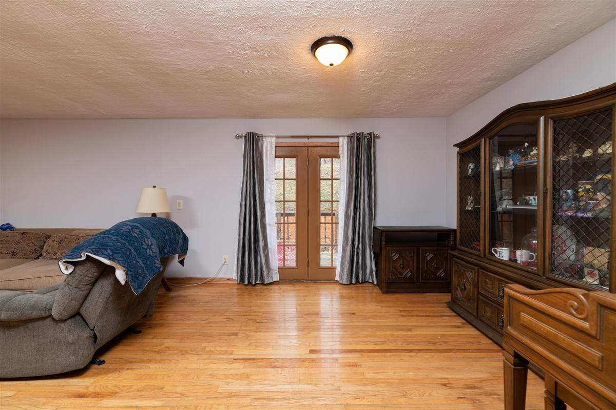 7209 Wood Road Corryton, TN 37721 - Photo 5 of 15 06-7209-Wood-Rd-Corryton-TN-6