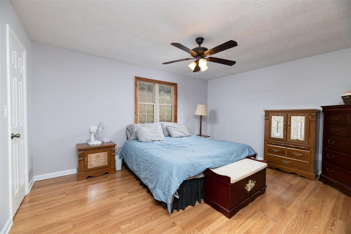 7209 Wood Road Corryton, TN 37721 - Photo 7 of 15 08-7209-Wood-Rd-Corryton-TN-8