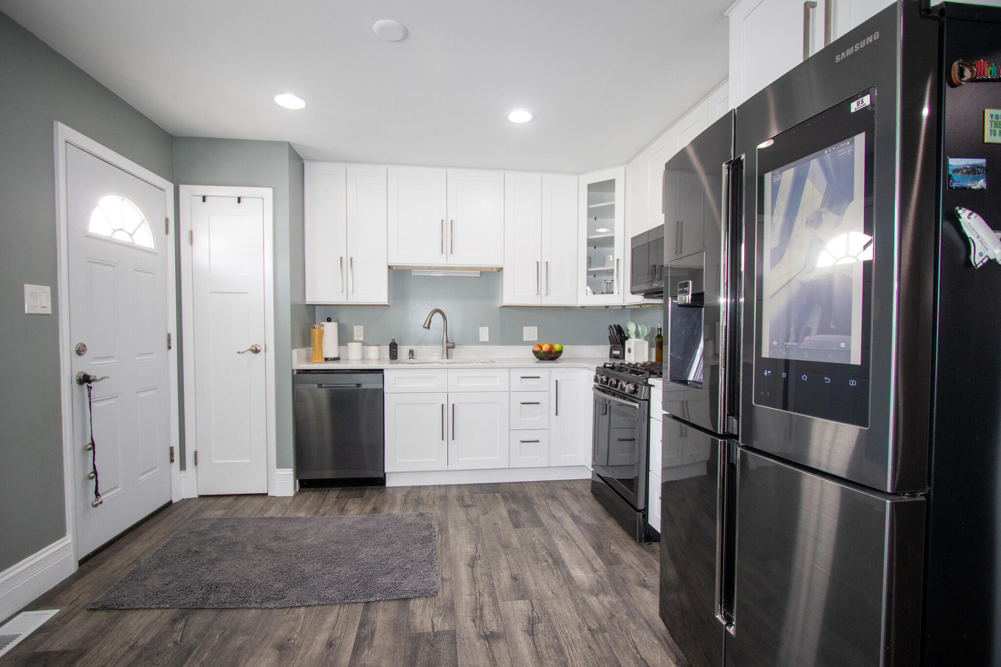 2950 101st Street Highland, IN 46322 - Photo 13 of 34 2048x1365