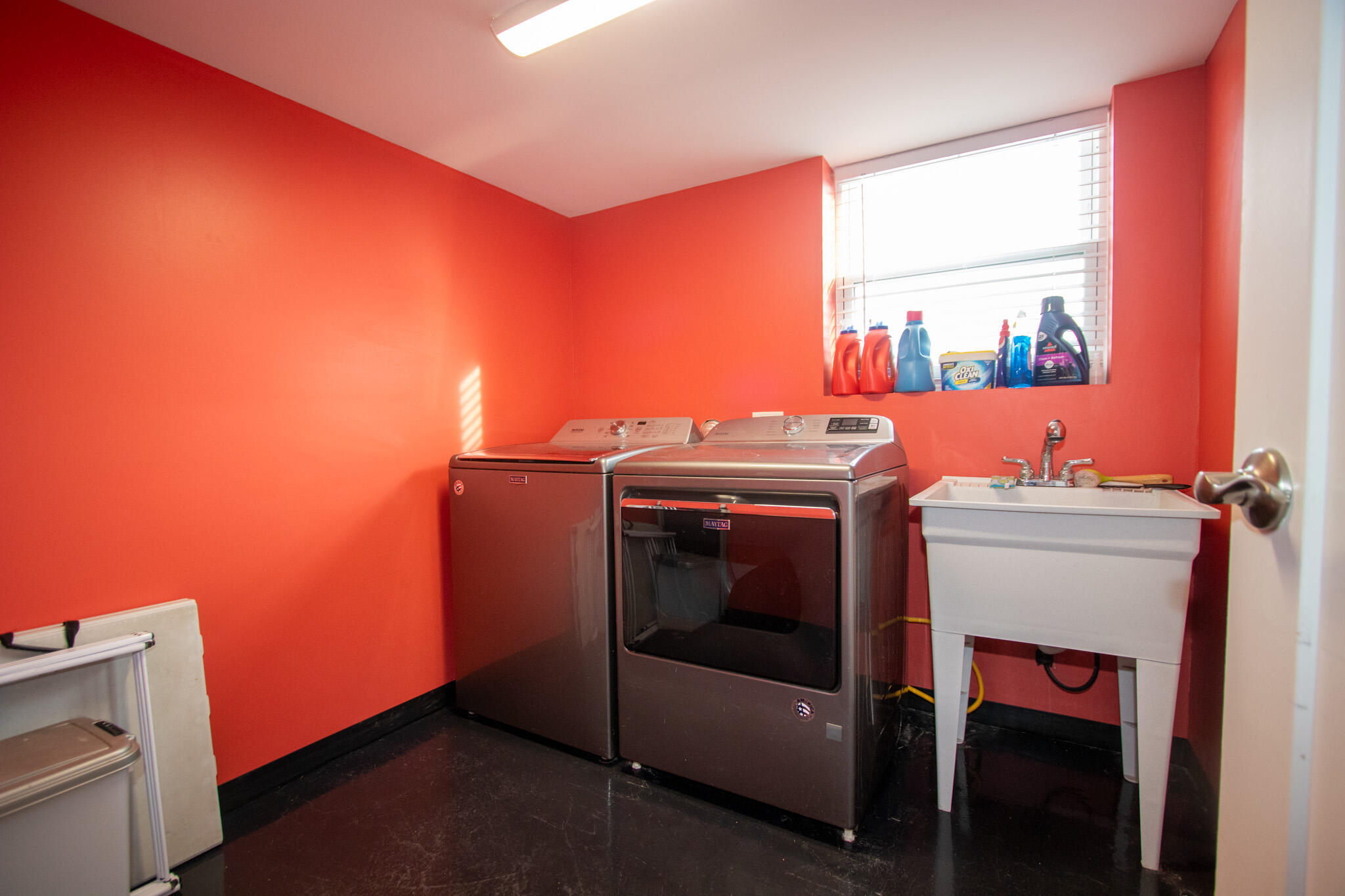 2950 101st Street Highland, IN 46322 - Photo 30 of 34 2048x1365