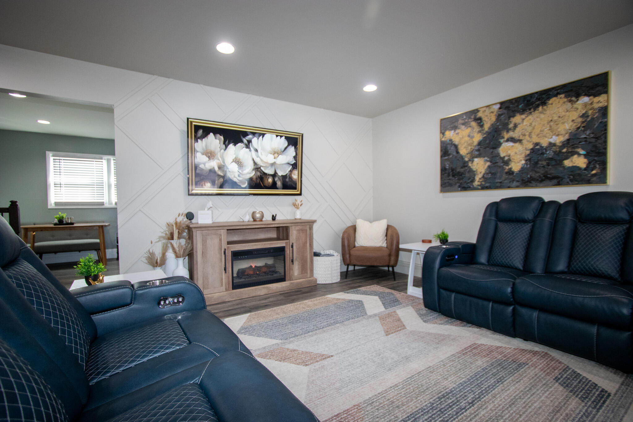 2950 101st Street Highland, IN 46322 - Photo 4 of 34 2048x1365