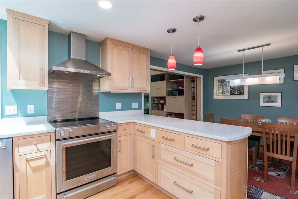 669 Westhampton Road Northampton, MA 01062 - Photo 17 of 42
