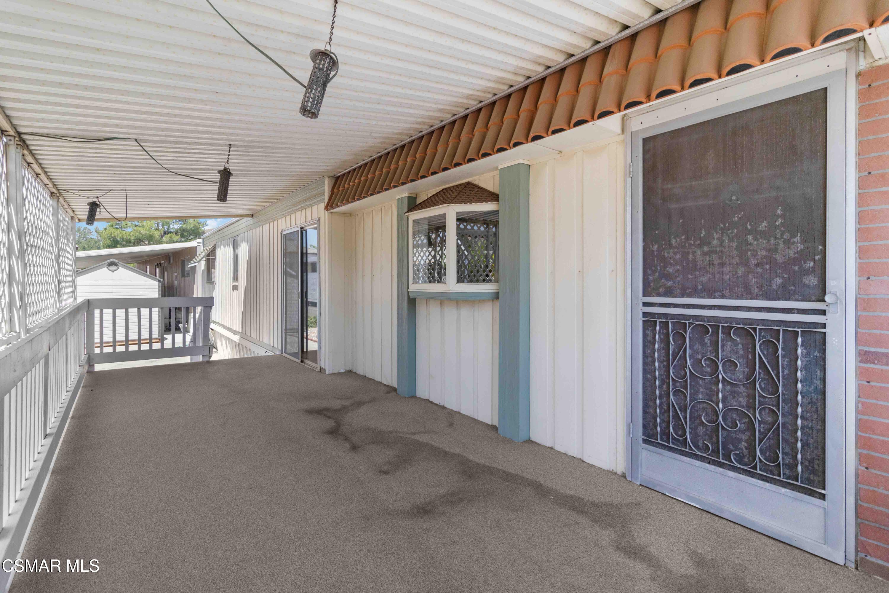 195 Tierra Rejada Road, Unit 201 Simi Valley, CA 93065 - Photo 45 of 50 0006